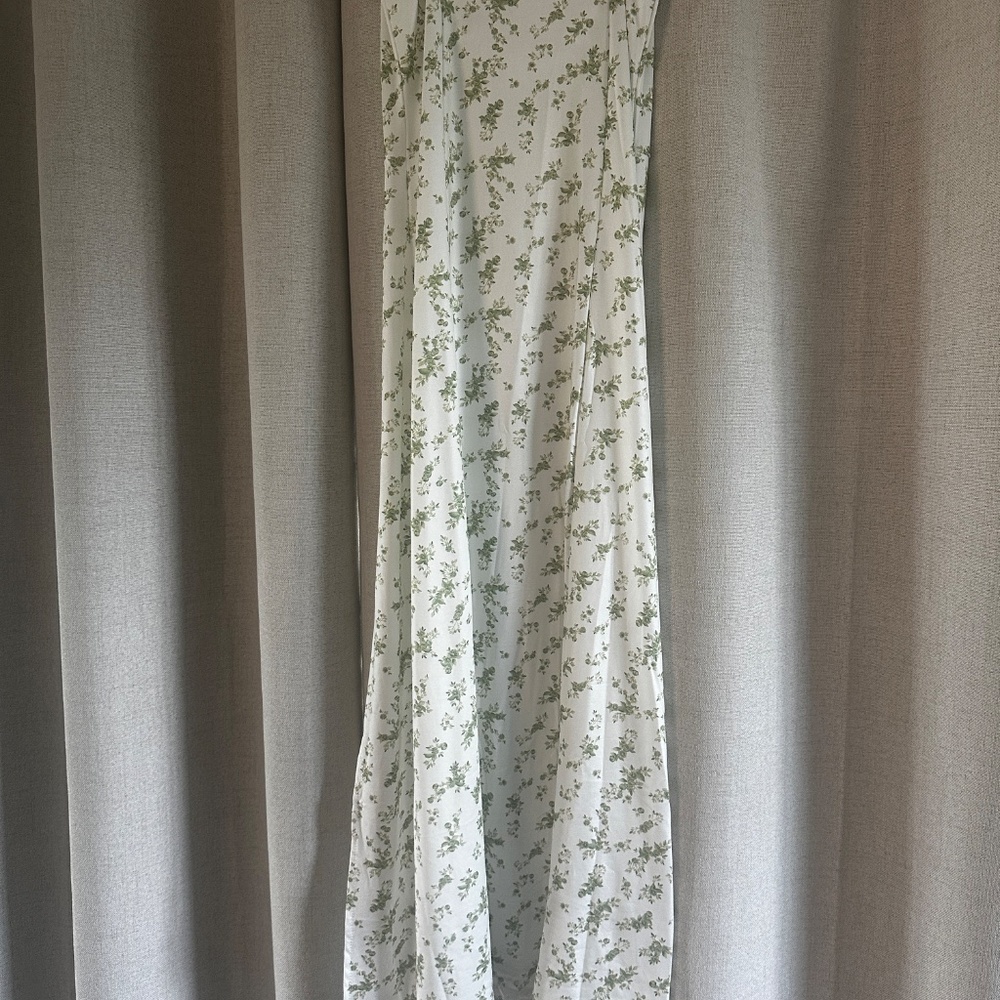 Spring dress - Picture 5 of 5
